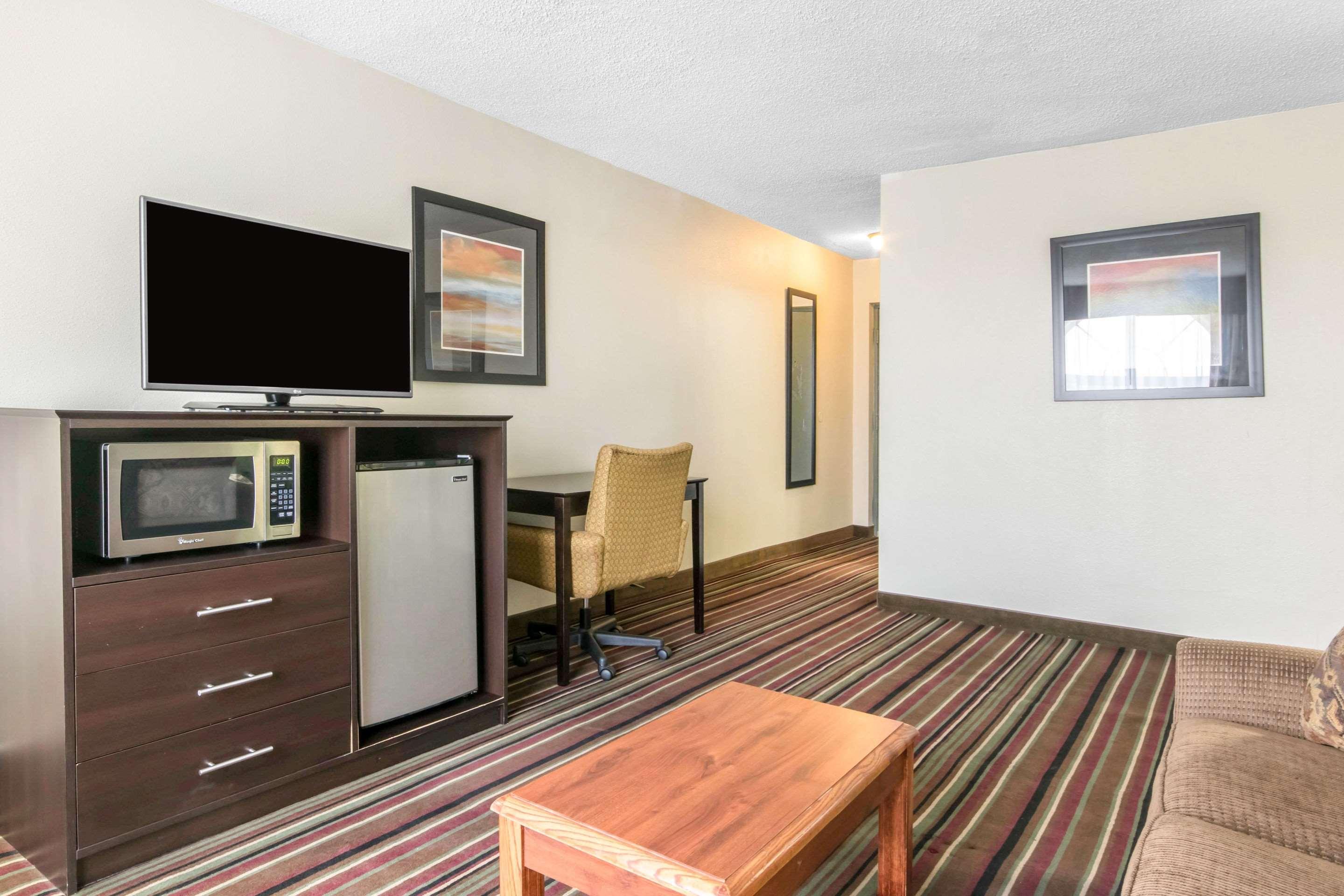 Quality Inn & Suites Horse Cave Exterior foto