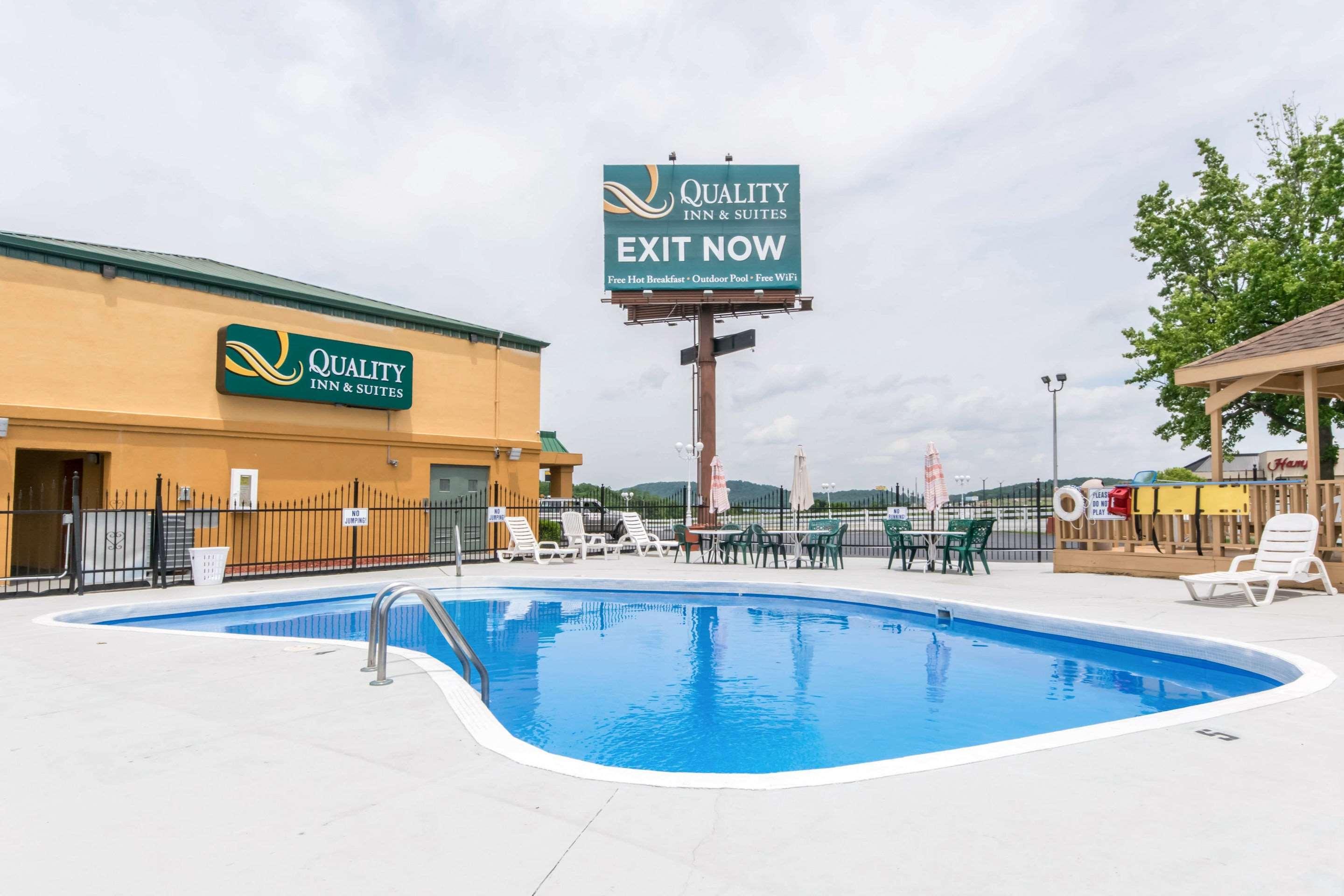 Quality Inn & Suites Horse Cave Exterior foto