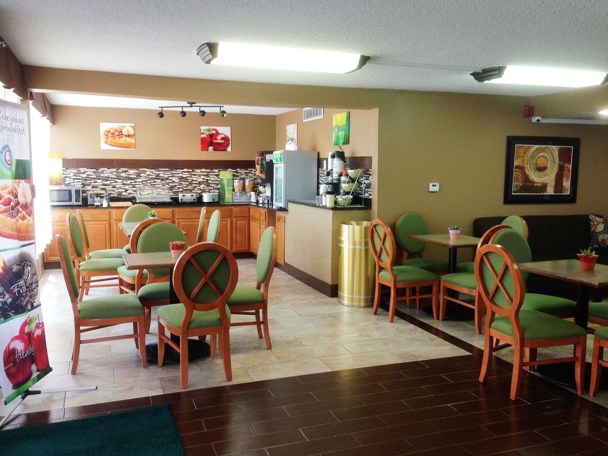 Quality Inn & Suites Horse Cave Exterior foto